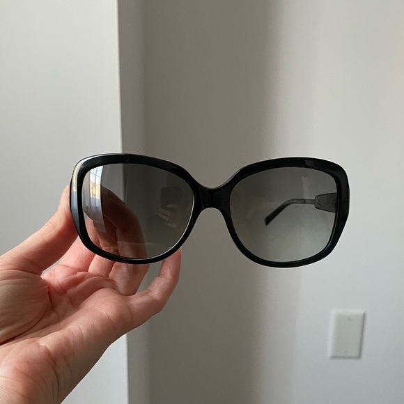 Burberry Sunglasses - Picture 2 of 7